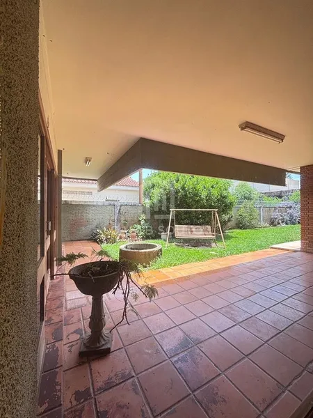 Casa com 6 quartos a venda no Jd. Maria Izabel em Marília-SP. : 3ª foto da galeria de imagens do imóvel