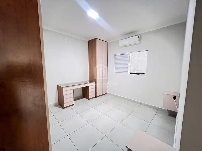 Casa a Venda no Jd. Santa Antonieta em Marília-SP.: 10ª foto da galeria de imagens do imóvel