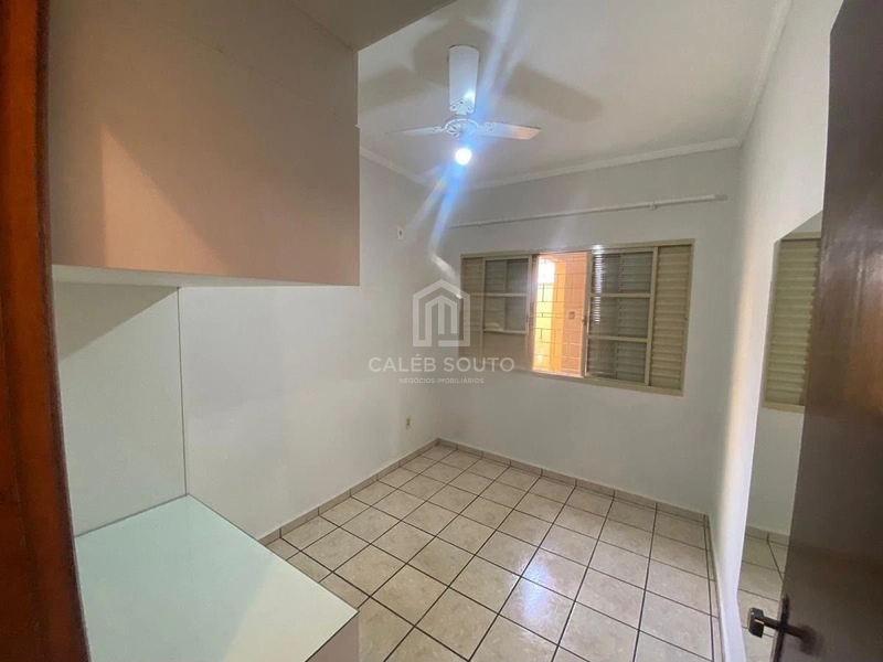 Casa pra Locação no Esmeralda com piscina em Marília-SP. : 4ª foto da galeria de imagens do imóvel