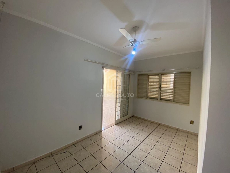Casa pra Locação no Esmeralda com piscina em Marília-SP. : 2ª foto da galeria de imagens do imóvel