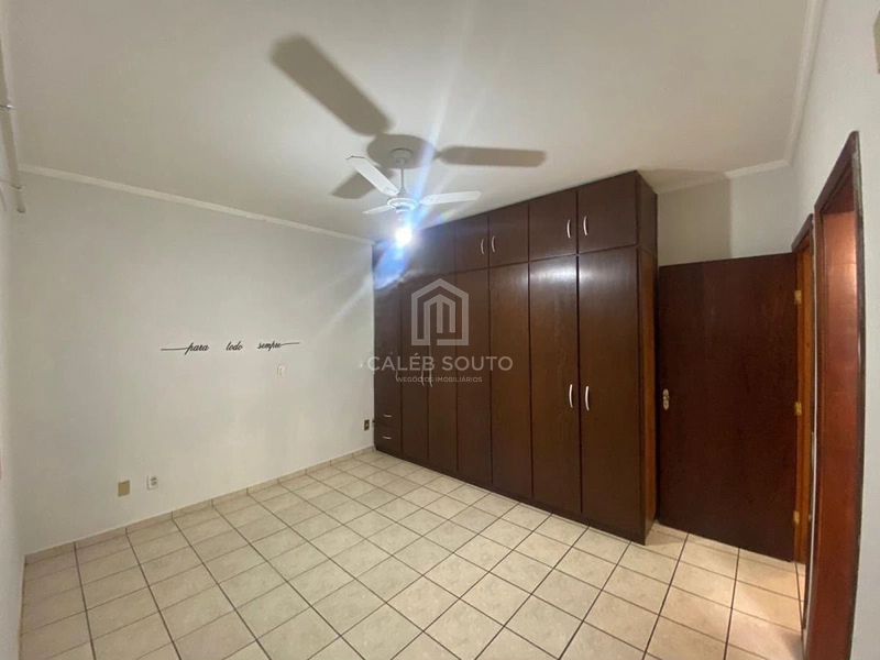 Casa pra Locação no Esmeralda com piscina em Marília-SP. : 5ª foto da galeria de imagens do imóvel