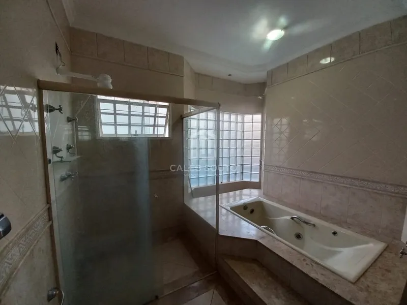 Casa com pisicna no Jd Aquarios em Marilia / Sp: 16ª foto da galeria de imagens do imóvel