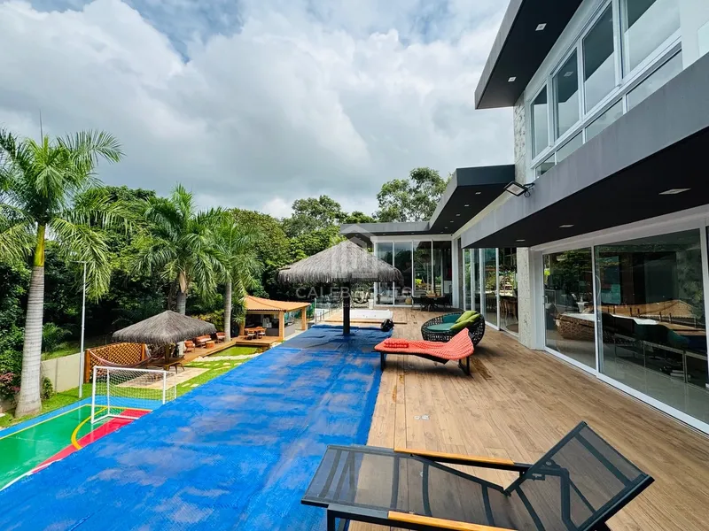 Mansão de luxo com 4 suítes, piscina e lago condomínio Green Valley: 76ª foto da galeria de imagens do imóvel