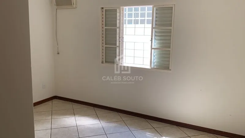 Casa a Venda no Bairro Esmeralda em Marília-SP: 9ª foto da galeria de imagens do imóvel