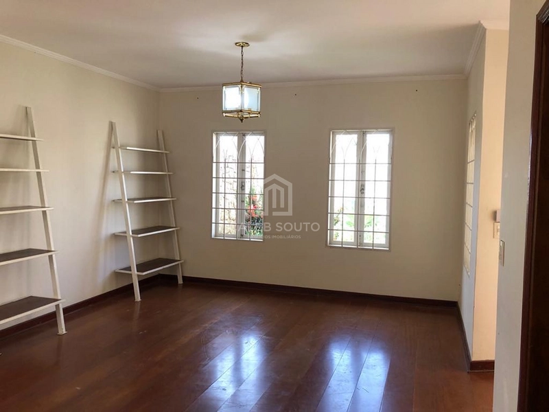 Casa com 3 quartos no Jd. Portal do Sol em Marília-SP. : 1ª foto da galeria de imagens do imóvel