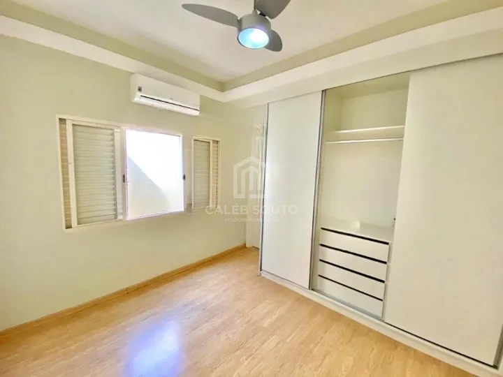 Casa com 3 quartos e piscina no Maria Isabel em Marilia / SP: 5ª foto da galeria de imagens do imóvel