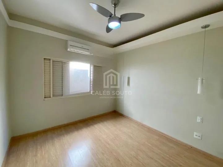 Casa com 3 quartos e piscina no Maria Isabel em Marilia / SP: 7ª foto da galeria de imagens do imóvel