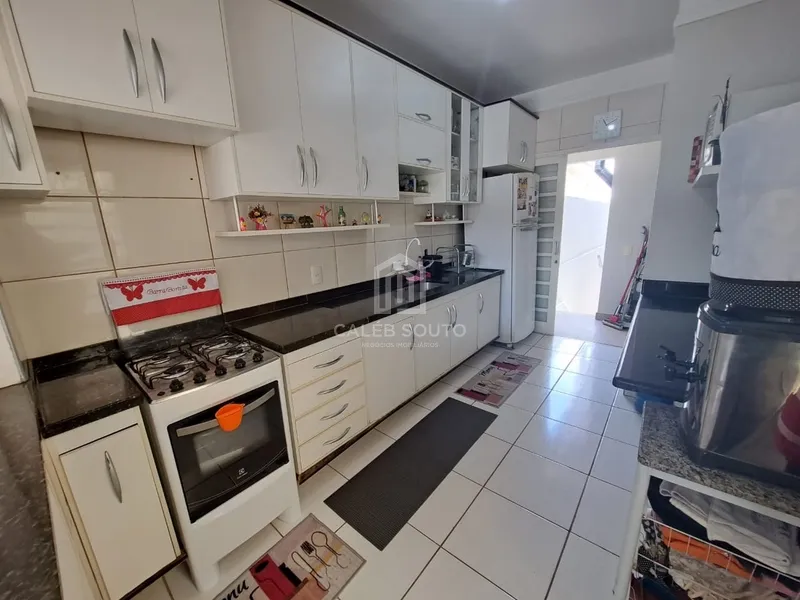 Casa a Venda com 3 quartos no Jardim Portal do Sol em Marília-SP.: 3ª foto da galeria de imagens do imóvel