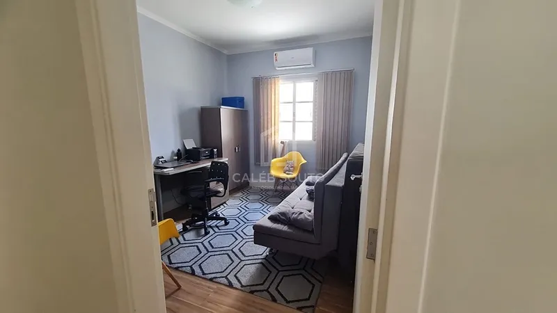 Casa com 5 quartos no Bairro Aeroporto em Marília-SP. : 16ª foto da galeria de imagens do imóvel