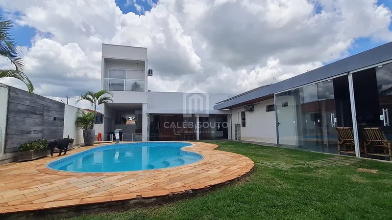 Casa com 5 quartos no Bairro Aeroporto em Marília-SP. : 1ª foto da galeria de imagens do imóvel