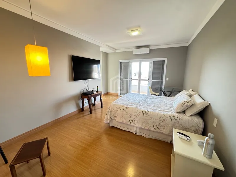 Casa com 4 suítes e piscina no Bairro Maria Izabel em Marília-SP: 34ª foto da galeria de imagens do imóvel