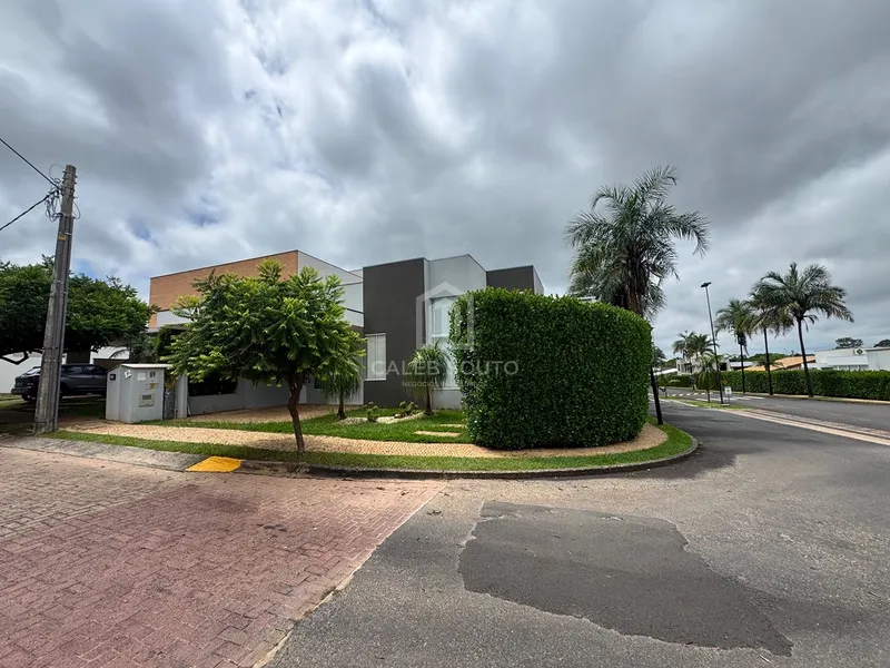 Casa com 3 suites e piscina no condomínio Costa do Ipe-Marilia/SP: 2ª foto da galeria de imagens do imóvel