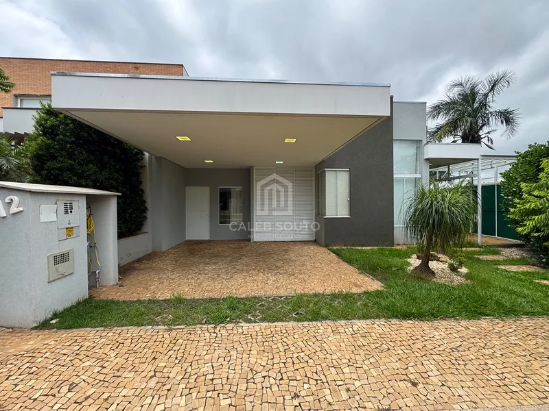 Casa com 3 suites e piscina no condomínio Costa do Ipe-Marilia/SP: 1ª foto da galeria de imagens do imóvel