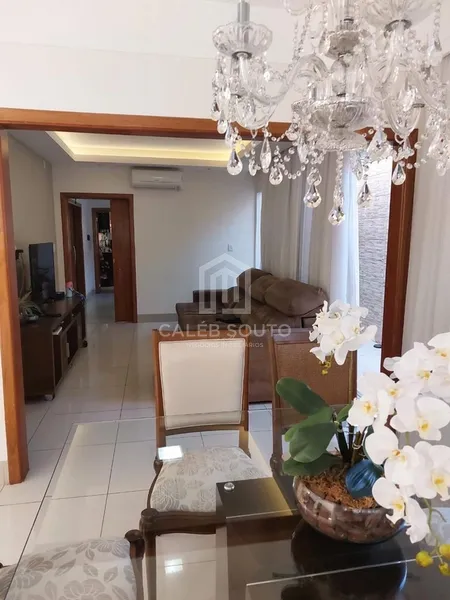 Casa a Venda com 3 Suítes no Bairro Maria Izabel em Marília-SP.: 12ª foto da galeria de imagens do imóvel
