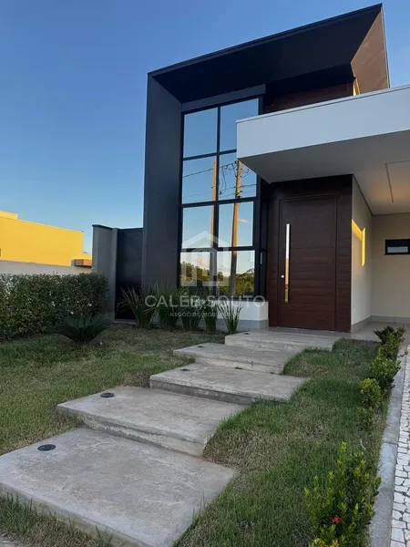 Casa com 3 suites e piscina no Condominio Terras da Fazenda em Marilia: 1ª foto da galeria de imagens do imóvel