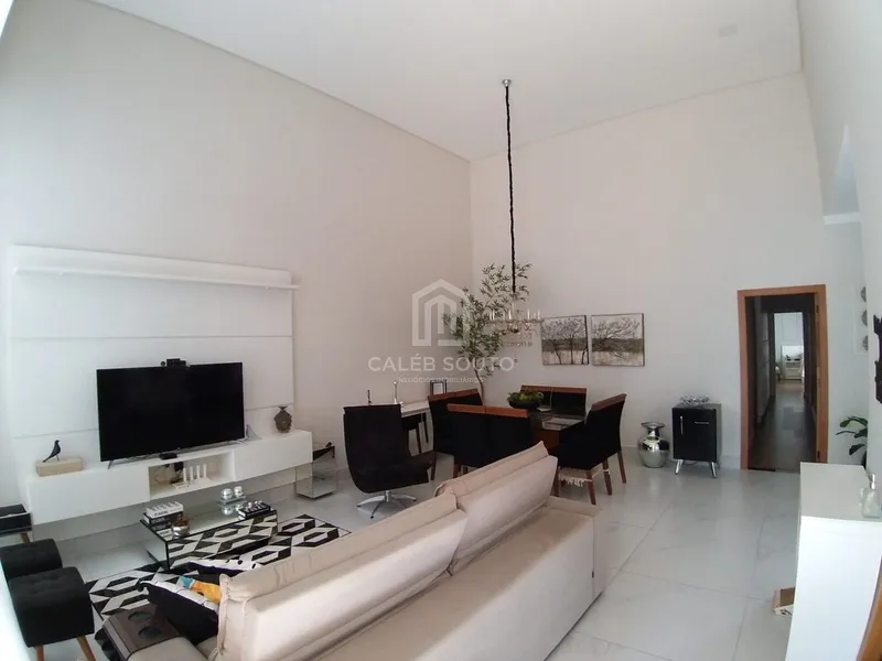 Casa a Venda no Condomínio Recanto das Esmeraldas II em Marília-SP.: 2ª foto da galeria de imagens do imóvel