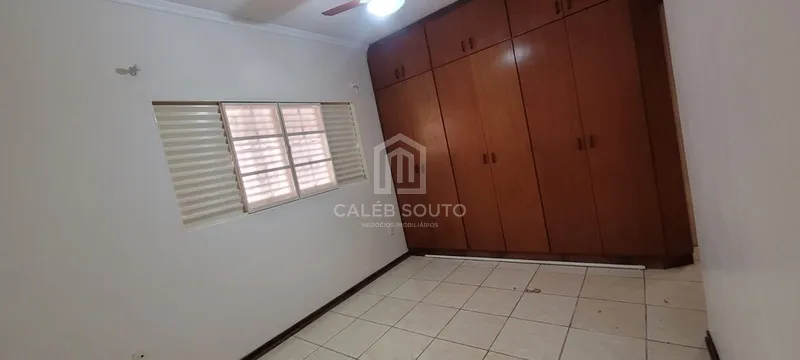 Casa a Venda no Bairro Esmeralda em Marília-SP.: 20ª foto da galeria de imagens do imóvel