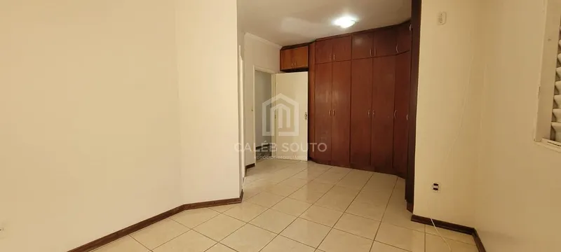 Casa a Venda no Bairro Esmeralda em Marília-SP.: 23ª foto da galeria de imagens do imóvel