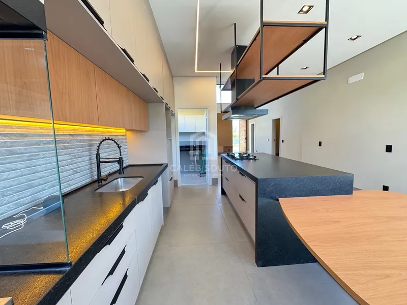 Casa a Venda com piscina e 3 suítes no Verana Pq. Alvorada em Marília.: 8ª foto da galeria de imagens do imóvel