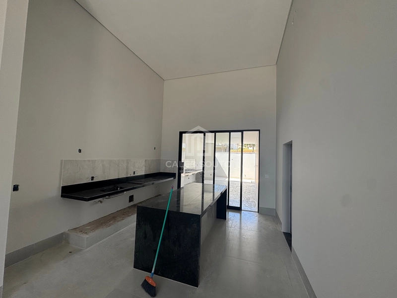 Casa a venda 3 suítes com piscina e área gourmet no Condomínio Verana em Marília-SP: 3ª foto da galeria de imagens do imóvel