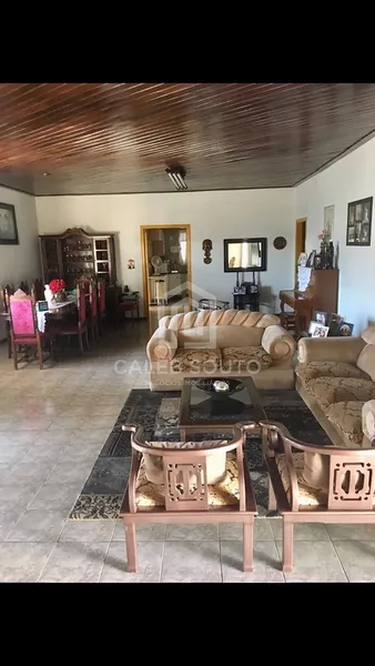CASA COM 5 QUARTOS E PISCINA AQUECIDA NO JARDIM MARAJÁ - MARILIA S/P: 3ª foto da galeria de imagens do imóvel