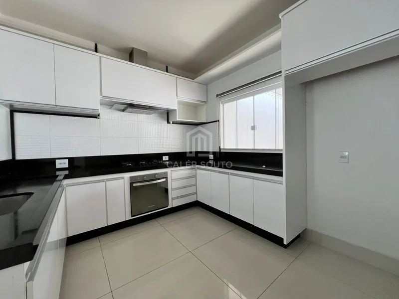 Casa a Venda no Bairro Santa Gertrudes em Marília-SP.: 19ª foto da galeria de imagens do imóvel