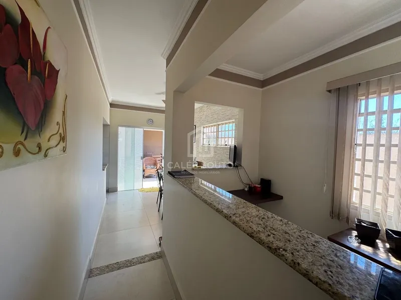 Casa com 3 quartos sendo 1 suíte no Jd. Califórnia em Marília-SP.: 7ª foto da galeria de imagens do imóvel