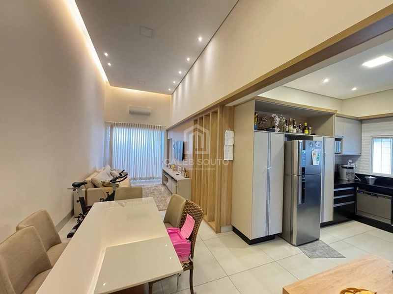 Casa à venda no Jardim Universitário em Marília-SP: 1ª foto da galeria de imagens do imóvel