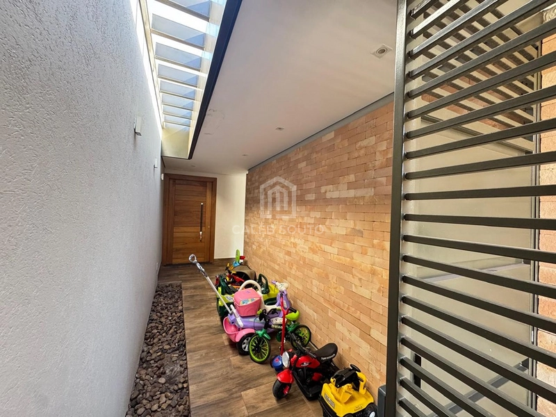 Casa à venda no Jardim Universitário em Marília-SP: 3ª foto da galeria de imagens do imóvel