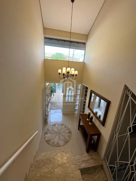 Casa confortável à venda no Jardim São Francisco em Marília-SP: 10ª foto da galeria de imagens do imóvel
