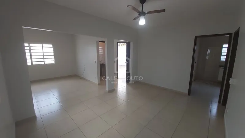 Casa de 3 dormitorios no Jd. Parati em Marilia / SP: 3ª foto da galeria de imagens do imóvel