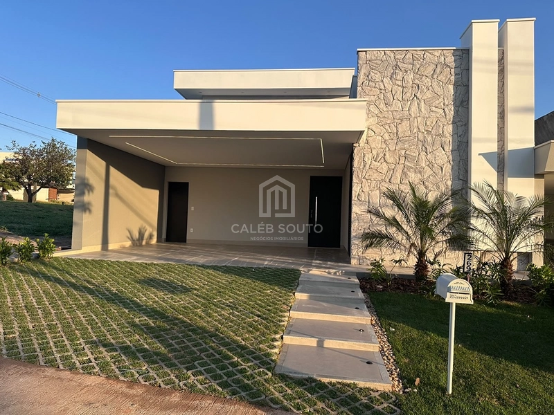 Casa com três suítes e piscina à venda no condomínio Verana Marília São Paulo: 2ª foto da galeria de imagens do imóvel