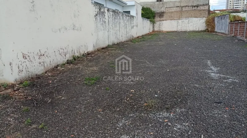 Terreno no Centro de Marília/SP: 1ª foto da galeria de imagens do imóvel