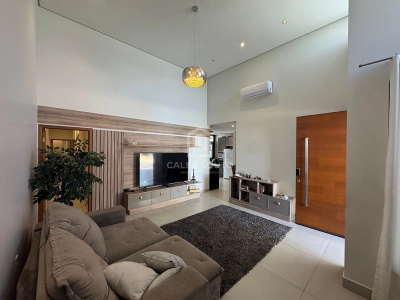 Casa com 3 suítes e piscina aquecida à venda e locação no Villa Flora II Marília-SP: 6ª foto da galeria de imagens do imóvel