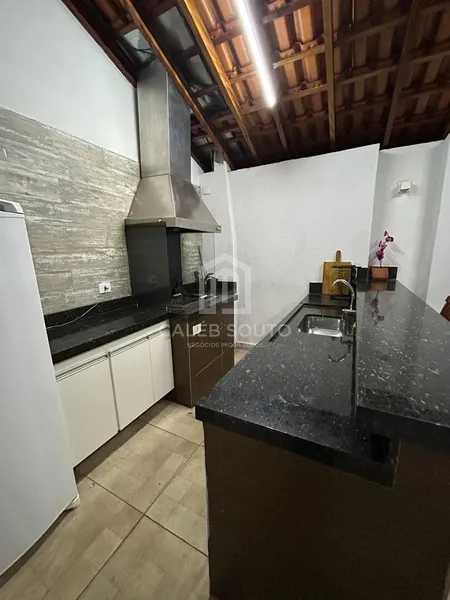 Casa a Venda no Bairro Parati em Marília-SP.: 2ª foto da galeria de imagens do imóvel