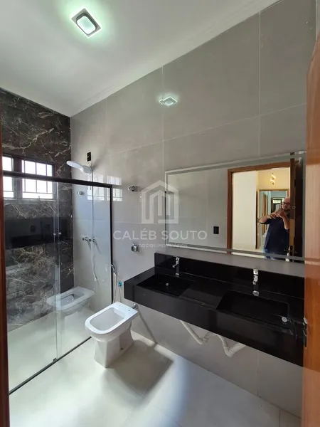 Casa a Venda com 3 quartos sendo 1 suíte no Bairro Palmital em Marília-SP. : 15ª foto da galeria de imagens do imóvel