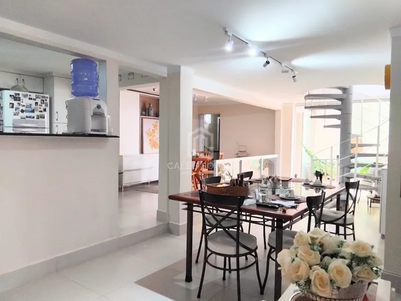 Casa a Venda com 4 quartos no bairro Maria Izabel em Marília- SP. : 9ª foto da galeria de imagens do imóvel