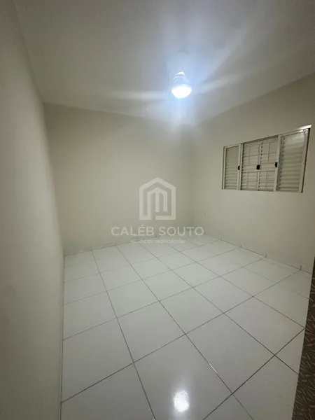Casa com 2 quartos no bairro Jardim Nacional em Marília-SP.: 5ª foto da galeria de imagens do imóvel