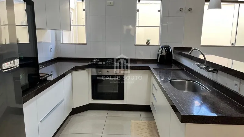 Casa com 3 quartos no Jardim Parati em Marilia-SP: 2ª foto da galeria de imagens do imóvel