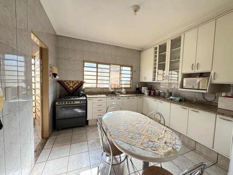 Casa com 3 quartos no Jardim Parati-Marilia/SP: 14ª foto da galeria de imagens do imóvel