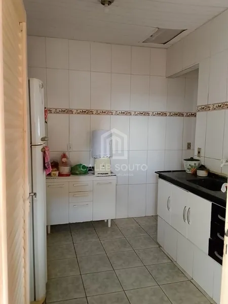 Casa a Venda com 2 quartos no Bairro Figueirinha em Marília-SP. : 13ª foto da galeria de imagens do imóvel