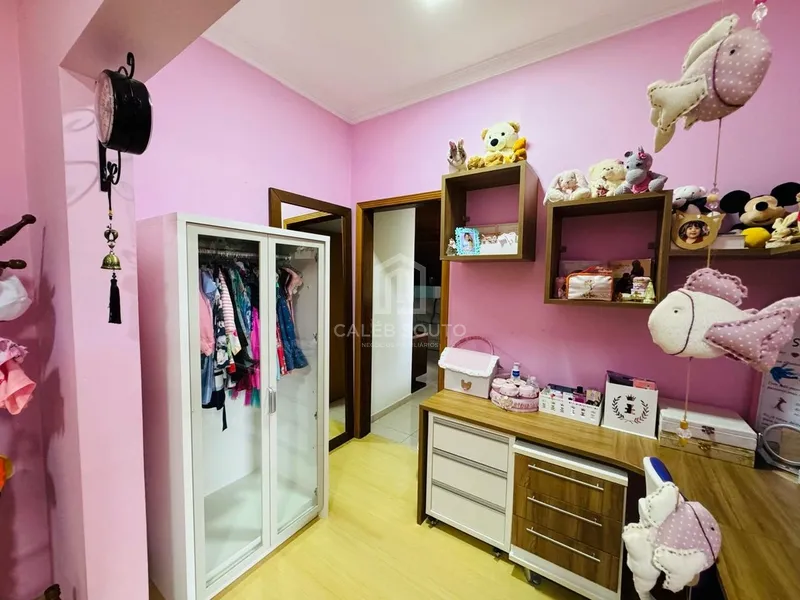 Casa a Venda com 5 quartos no Condomínio Valle do Canaã em Marília-SP.: 30ª foto da galeria de imagens do imóvel