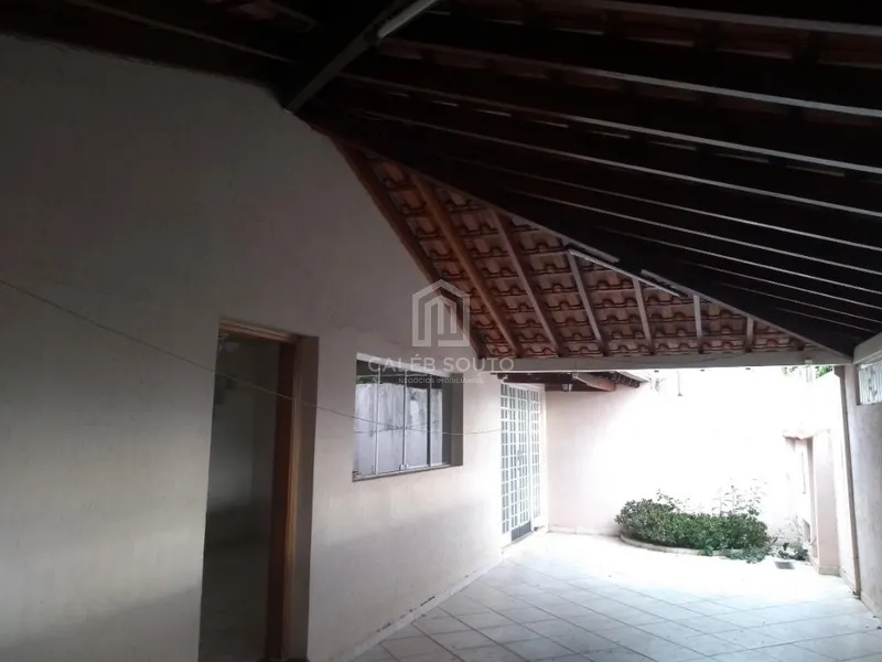 Casa com 4 dormitórios à venda, 198 m² por R$ 480.000 - Parque São Jorge - Maríl: 3ª foto da galeria de imagens do imóvel