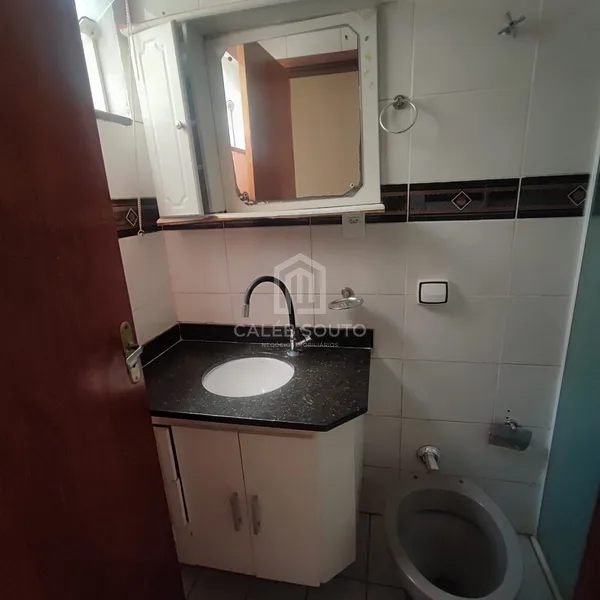Casa no Jd. Bandeirantes: 13ª foto da galeria de imagens do imóvel