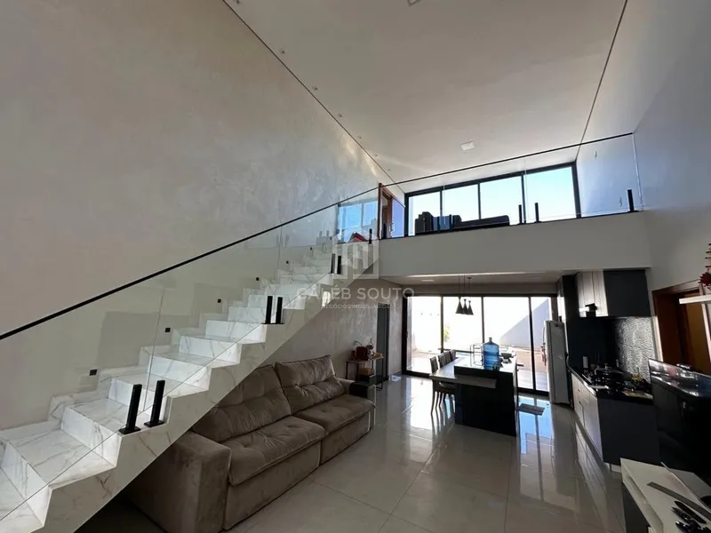 Casa a venda no Jardim Florença com 3 suítes e piscina em Marília-SP: 3ª foto da galeria de imagens do imóvel