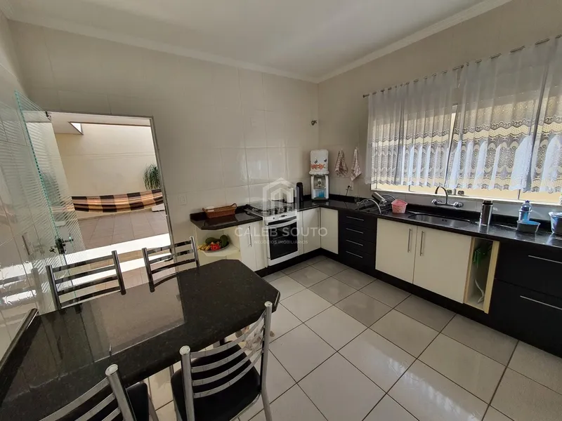 Vende-se Imóvel no Condomínio Vila Flora I em Marília-SP.: 20ª foto da galeria de imagens do imóvel