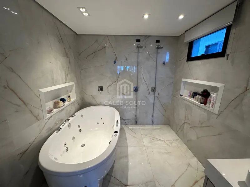 Casa sobrado com 3 suítes e piscina no condomínio Terras da Fazenda: 31ª foto da galeria de imagens do imóvel