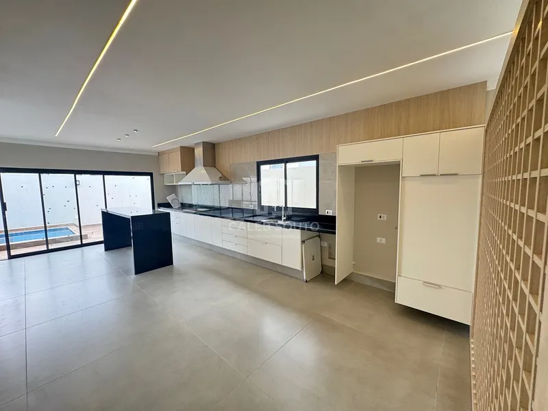 Casa com 3 suites e piscina, no condomínio Terras da Fazenda-Marília/SP: 1ª foto da galeria de imagens do imóvel