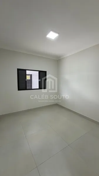 Casa a Venda na Zona Sul com 2 Quartos em Marília-SP. : 3ª foto da galeria de imagens do imóvel