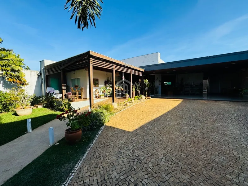 Casa com 3 suítes e piscina à venda no Cond. Campo Belo-Marília-SP: 8ª foto da galeria de imagens do imóvel